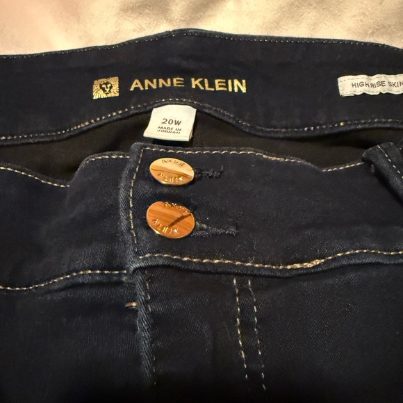 37-Anne Klein Dark Blue Skinny Jeans - Picture 2 of 4